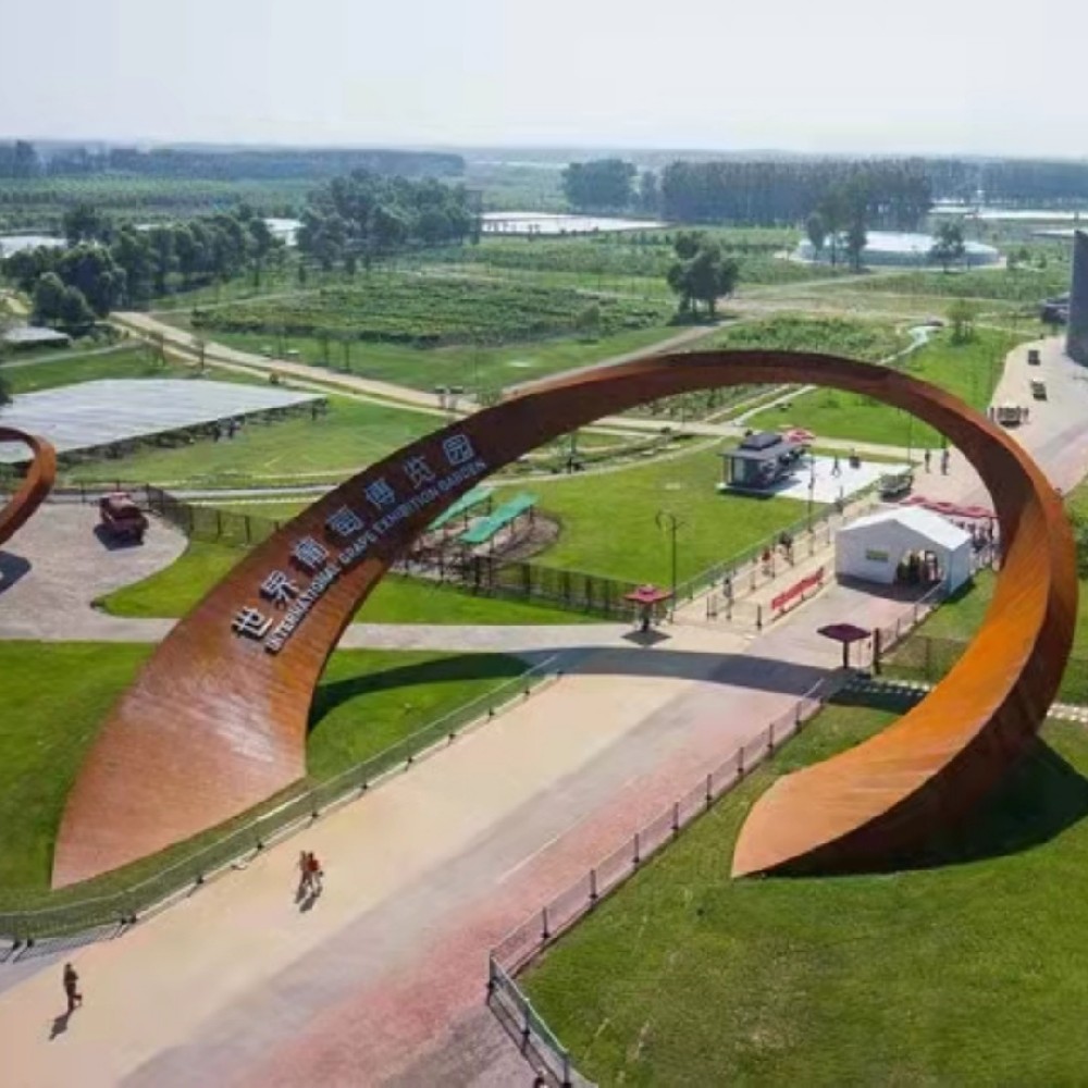 Weather resistant steel landscape
