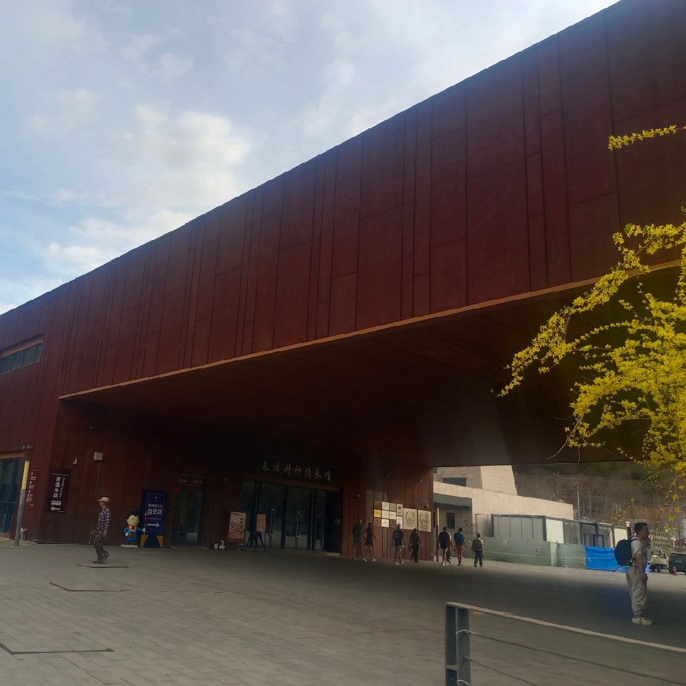 Weather resistant steel curtain wall