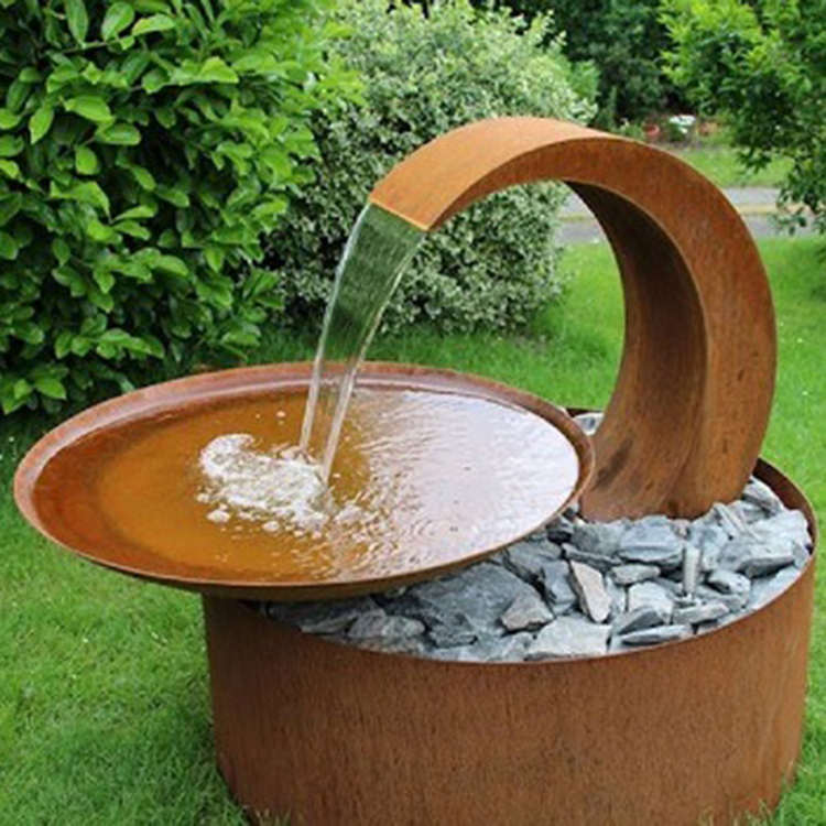 Weather resistant steel water feature