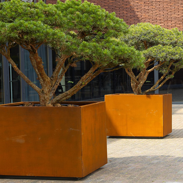Weather resistant steel flower pool